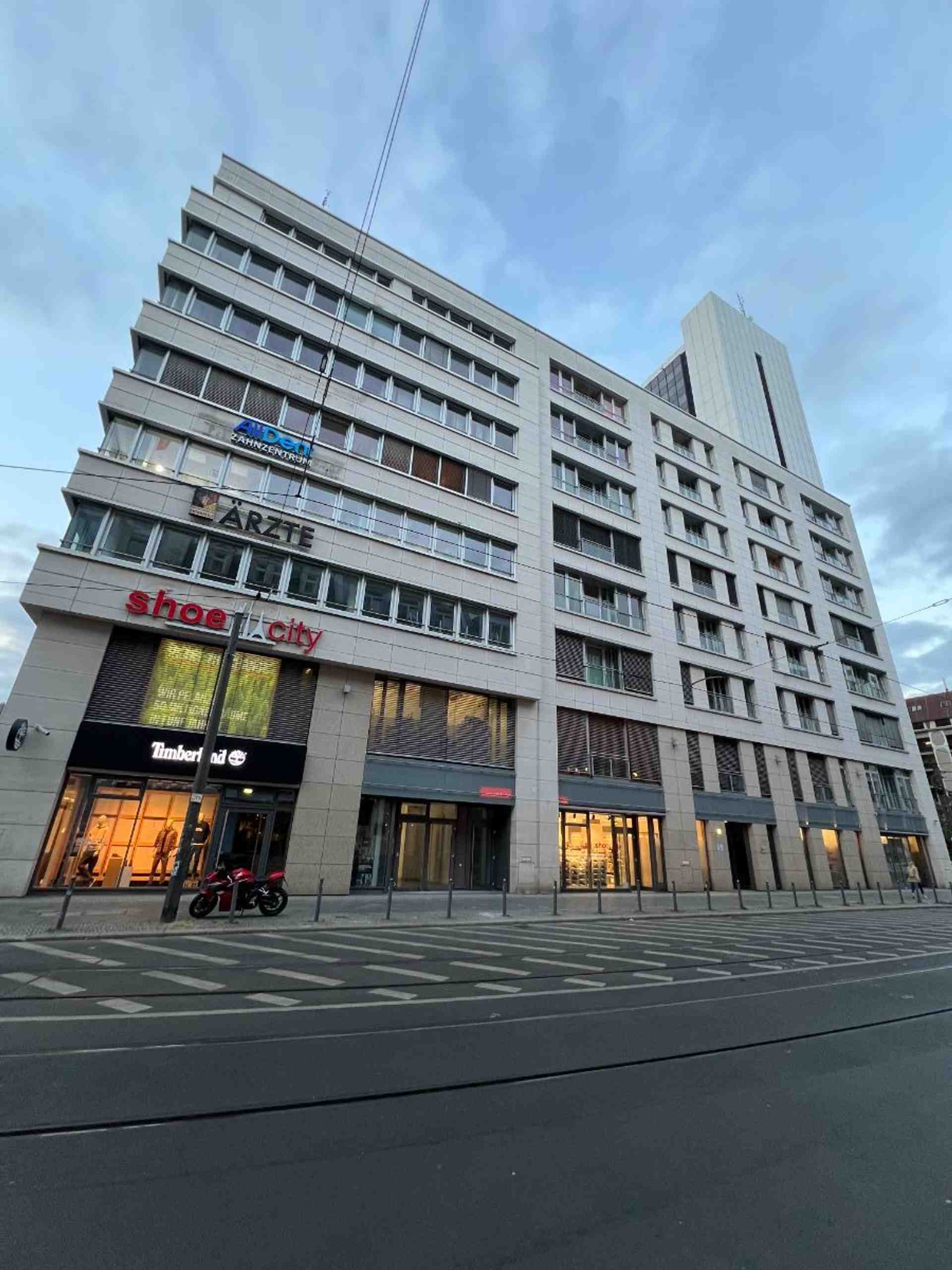 Parkovacie miesto na Friedrichstrasse - Dorotheenstraße, 10117 Berlin - Fotka 1 z 1