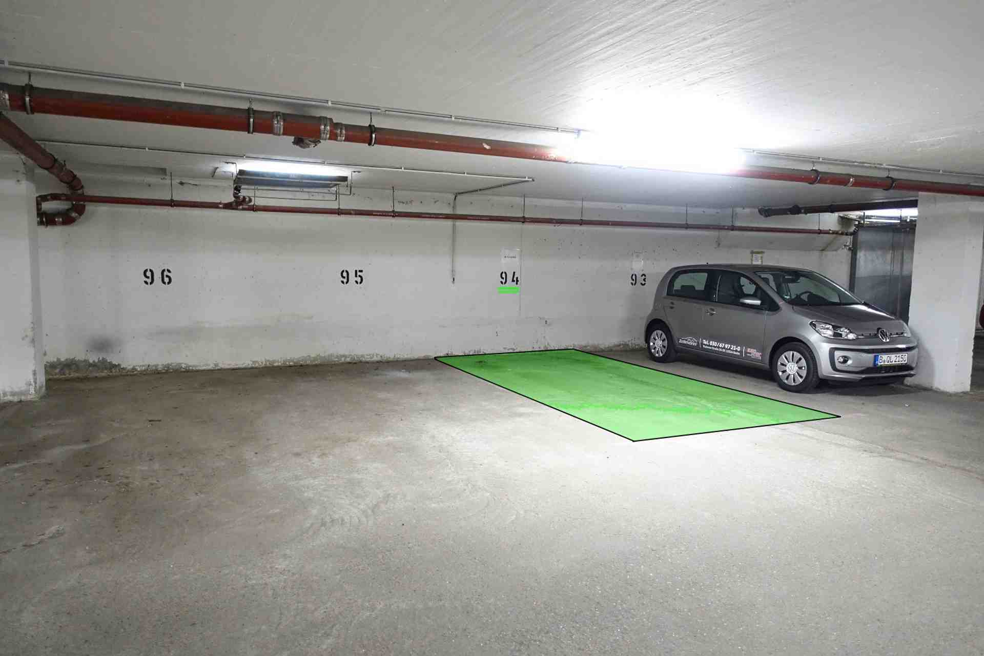 Underground parking space - Lindenstraße, 12555 Berlin - Photo 1 of 1