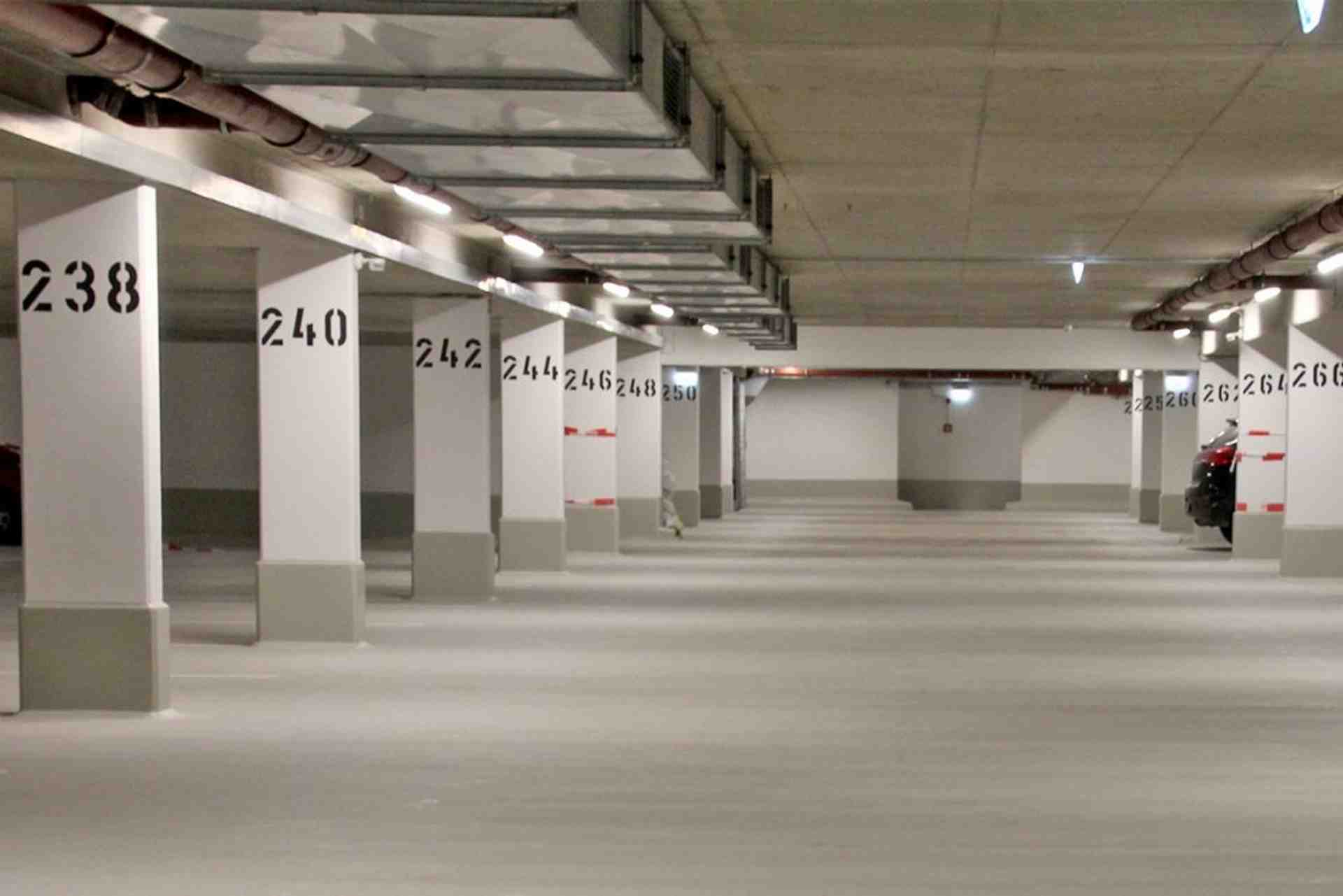 underground parking space in the new building - Albrecht-Achilles-Straße, 10709 Berlin - Photo 1 of 1