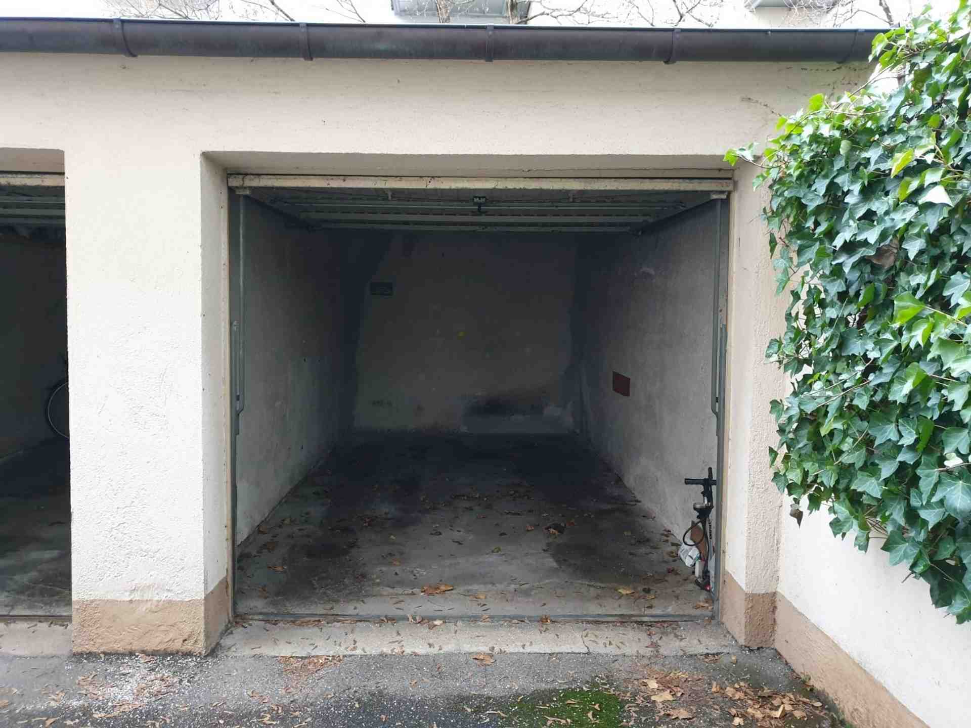 Single garage for rent near Josephsplatz from NOW - Keuslinstraße, 80798 Munich - Photo 3 of 4