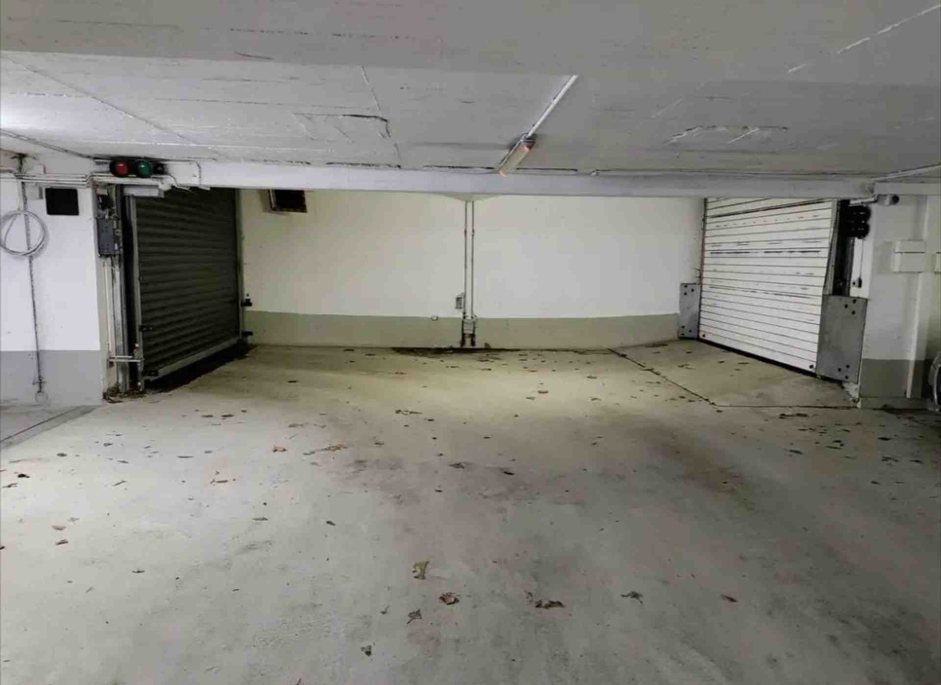 Stellplatz Tiefgarage (Nähe Ku'damm) - Dauerparkplatz - - Albrecht-Achilles-Straße, 10709 Berlin - Foto 2 von 5