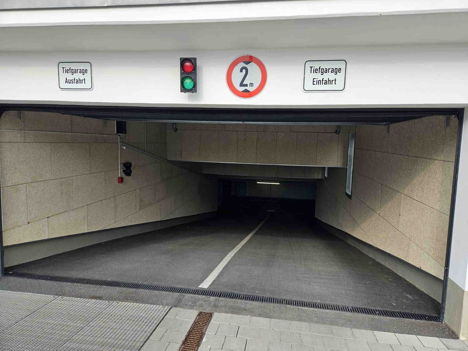 Subletting Underground Parking Spot in Allach - Maria-Sibylla-Merian-Straße, 80999 Munich - Photo 2 of 3