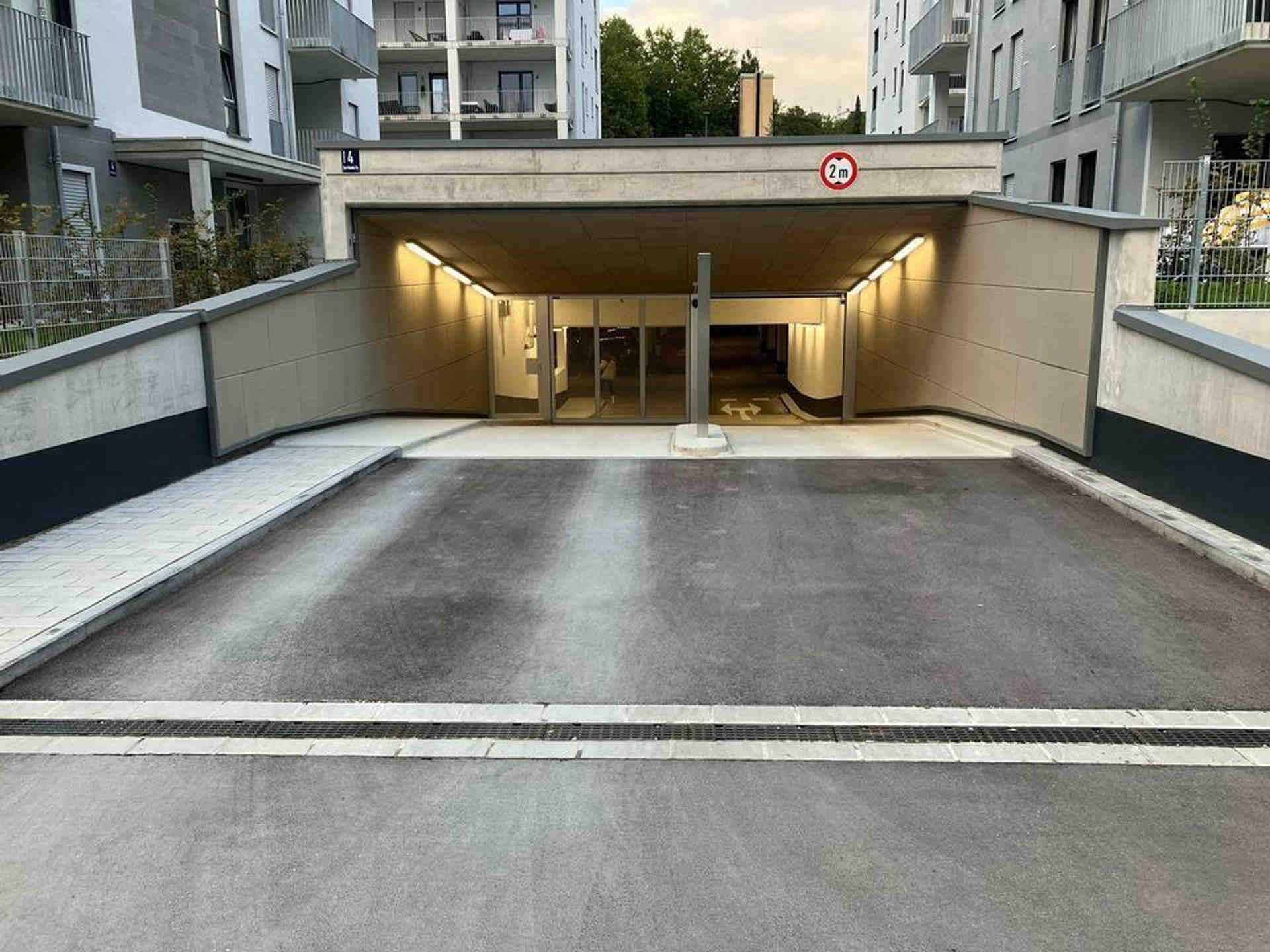 Parkplatz - Ladehofstraße, 86150 Augsburg - Foto 4 von 5