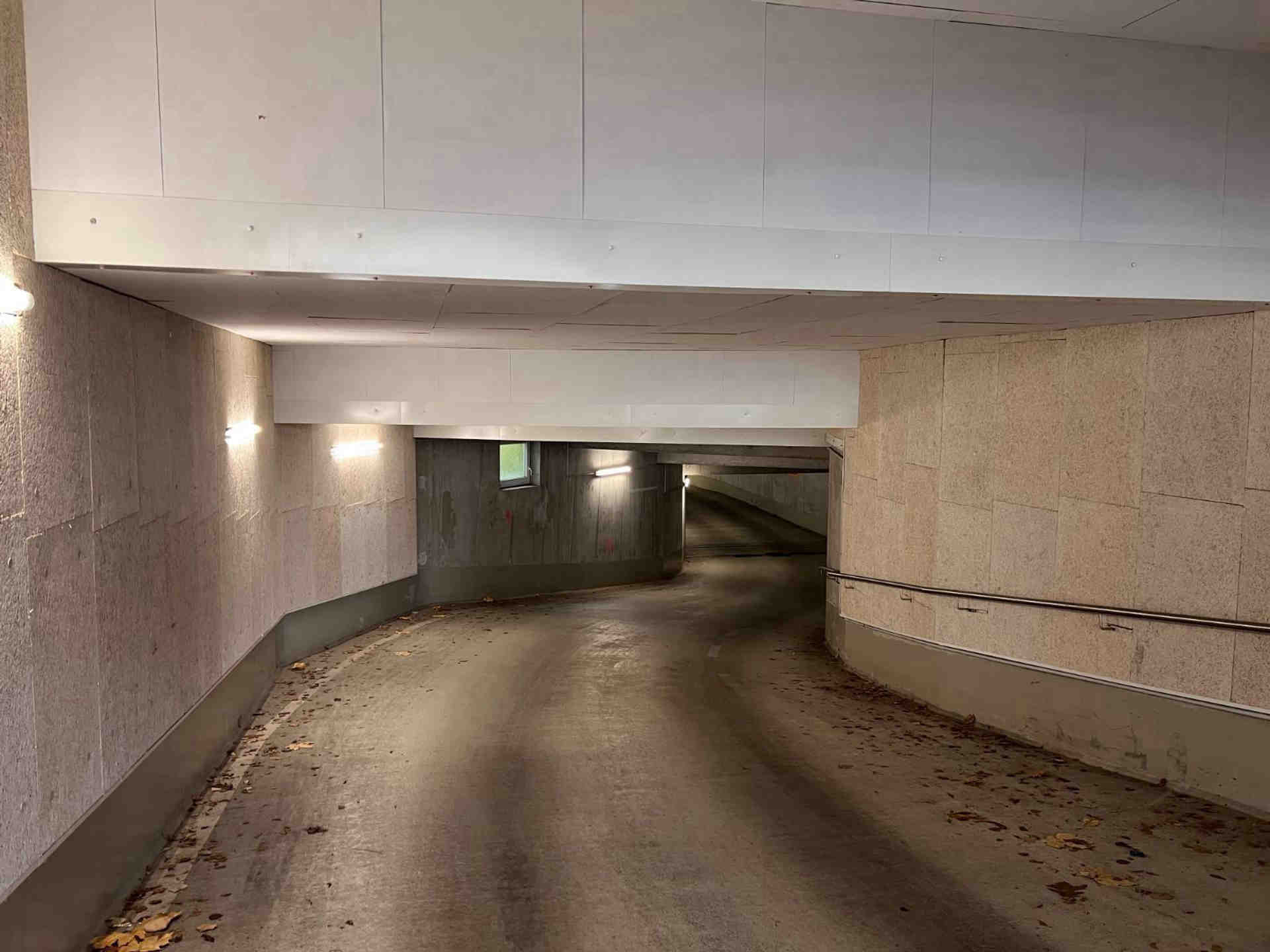 Bright & secure underground car park near U Friedrichsfelde - Einbecker Straße, 10315 Berlin - Photo 4 of 5