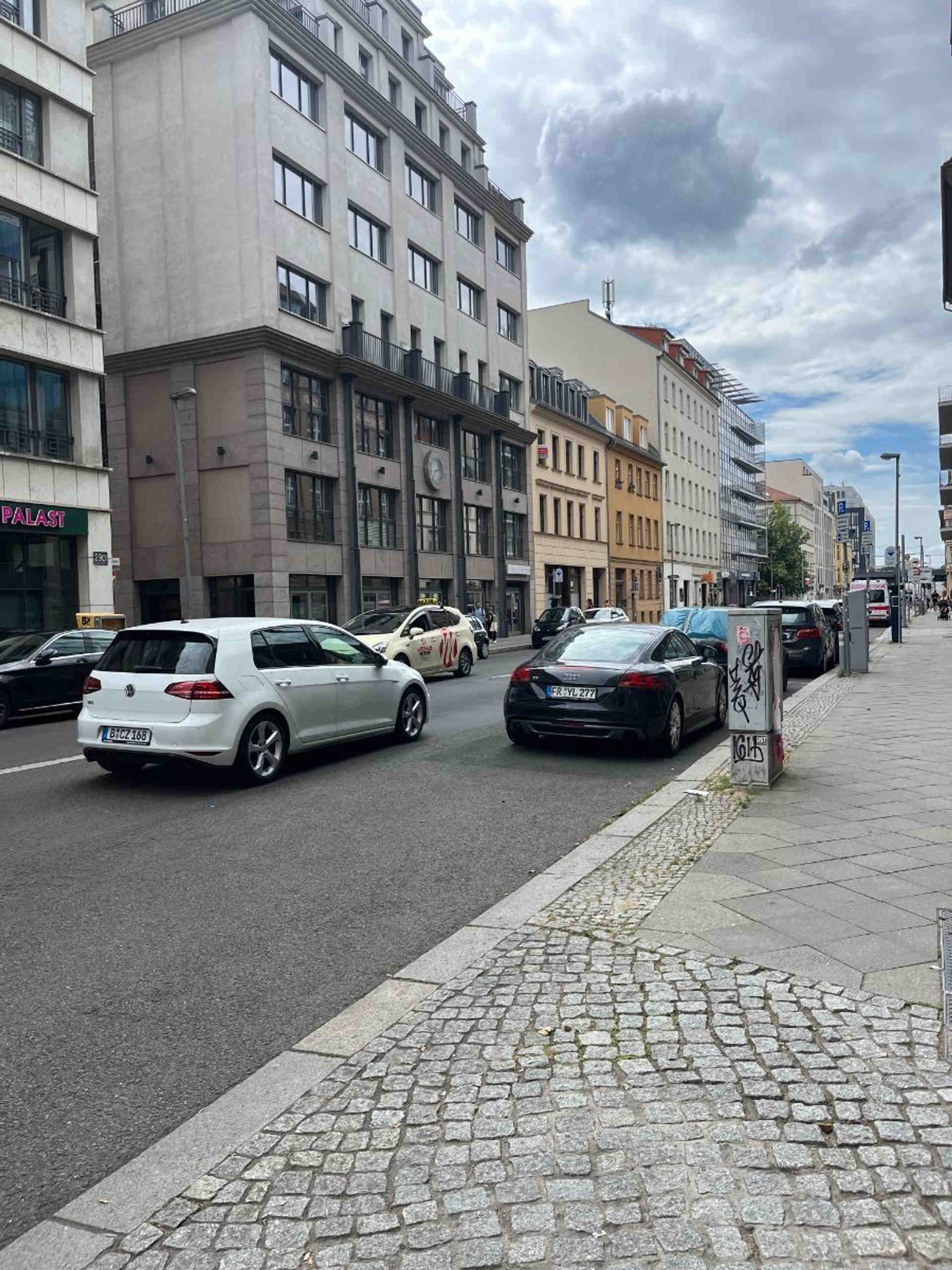 Tiefgarage in Mitte - Reinhardtstraße 30, 10117 Berlin - Reinhardtstraße, 10117 Berlin - Foto 6 von 9