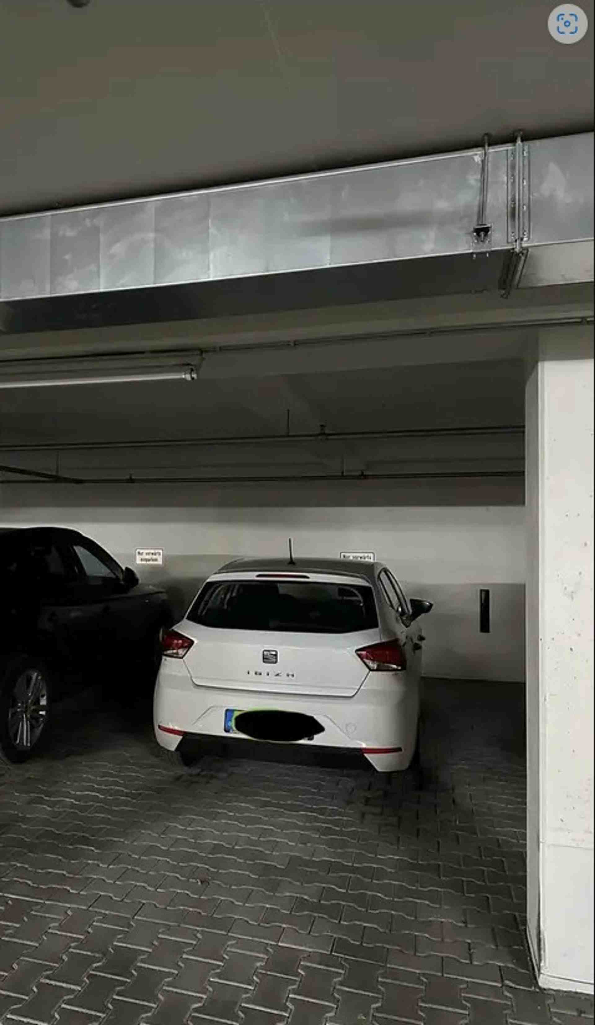 Underground parking garage - Kistlerhofstraße, 81379 Munich - Photo 1 of 2