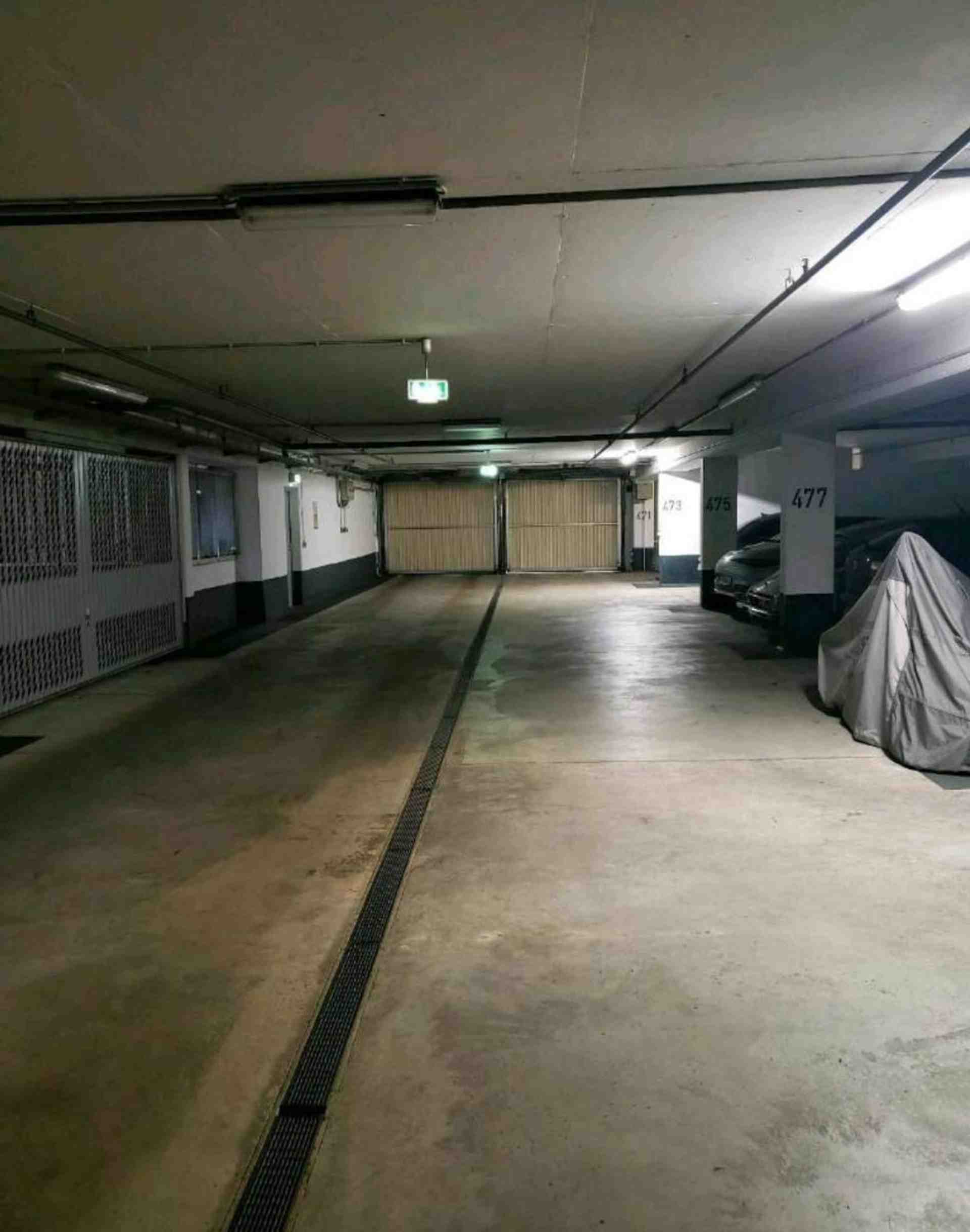 Podzemné parkovacie miesto na Daphnestraße - Daphnestraße, 81925 Mníchov - Fotka 2 z 4