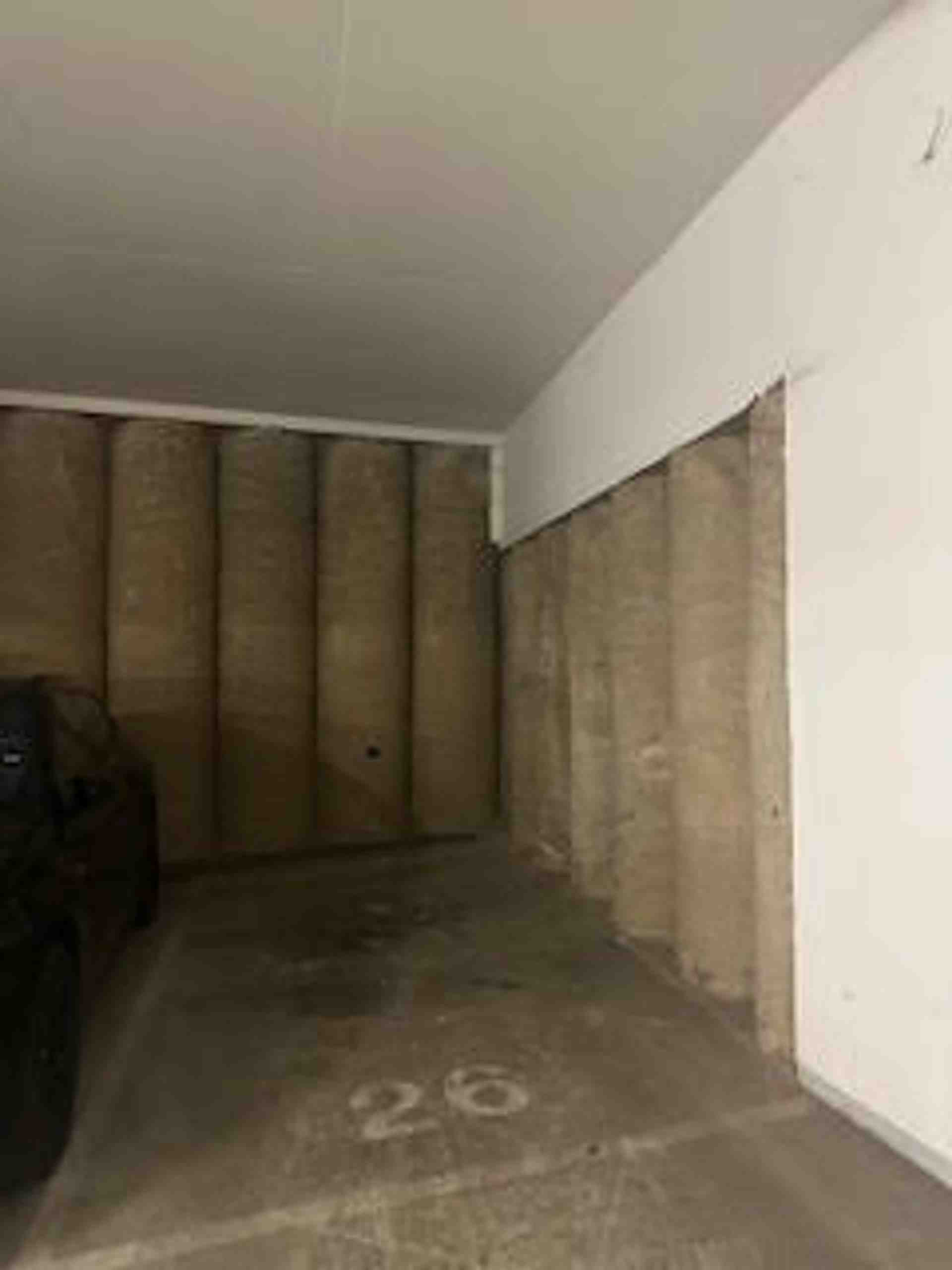 Parkplatz Matthiasstraße 11 (Lansbergeralle 38) - Matthiasstraße, 10249 Berlin - Foto 1 von 1