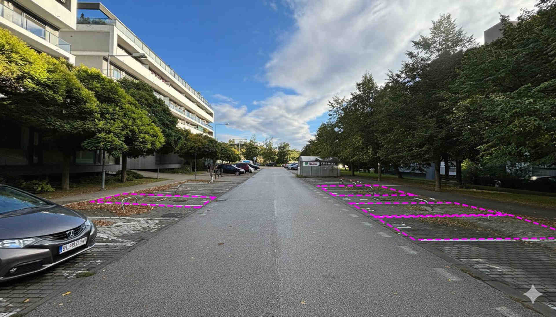 Prenájom vonkajšieho parkovacieho miesta Bratislava-Rača - Pri vinohradoch, 831 06 Bratislava - Fotka 1 z 1