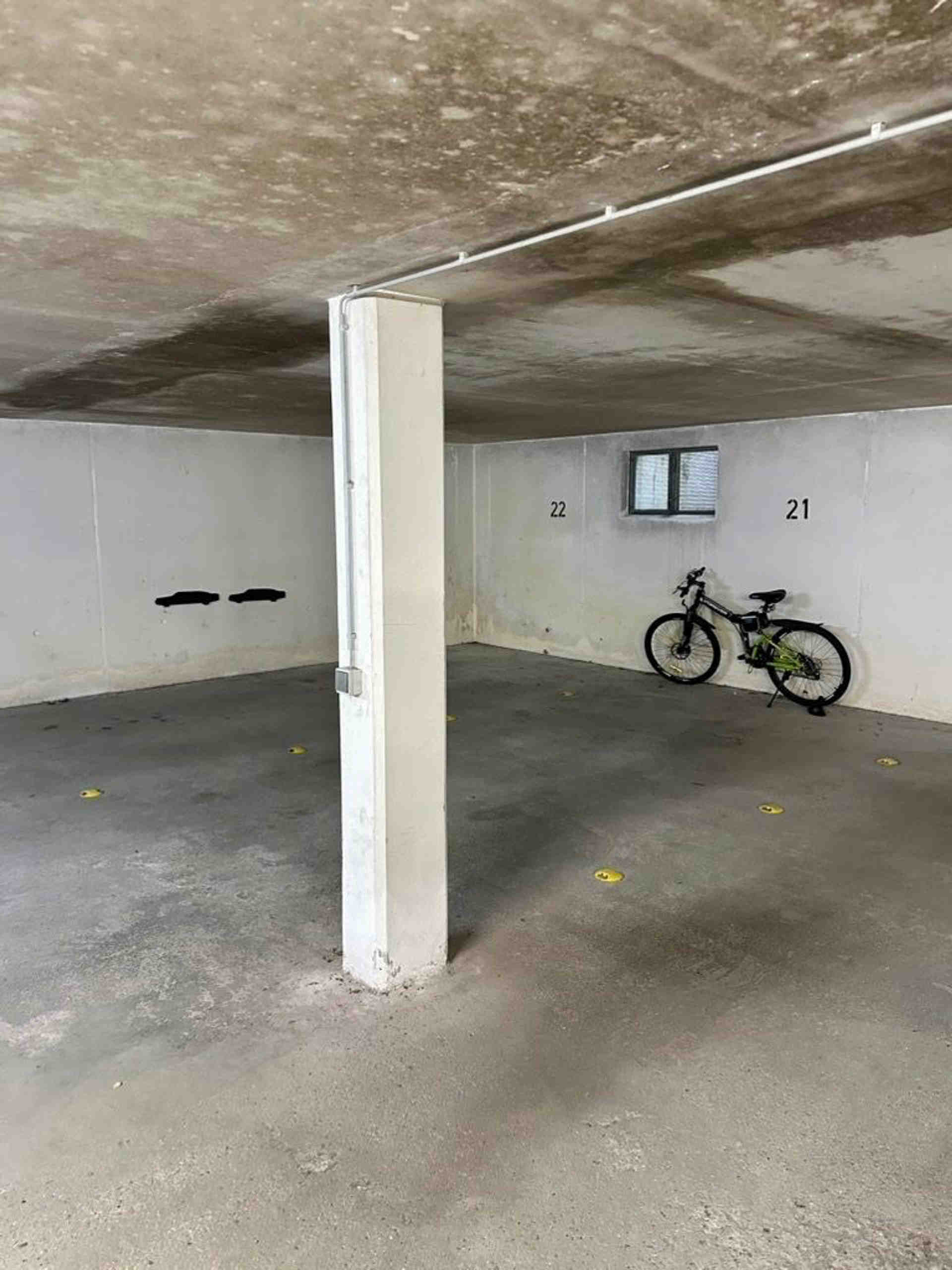 Underground parking space in Garching, 7 minutes to the U6 - Rosenstraße, 85748 Garching - Photo 3 of 7