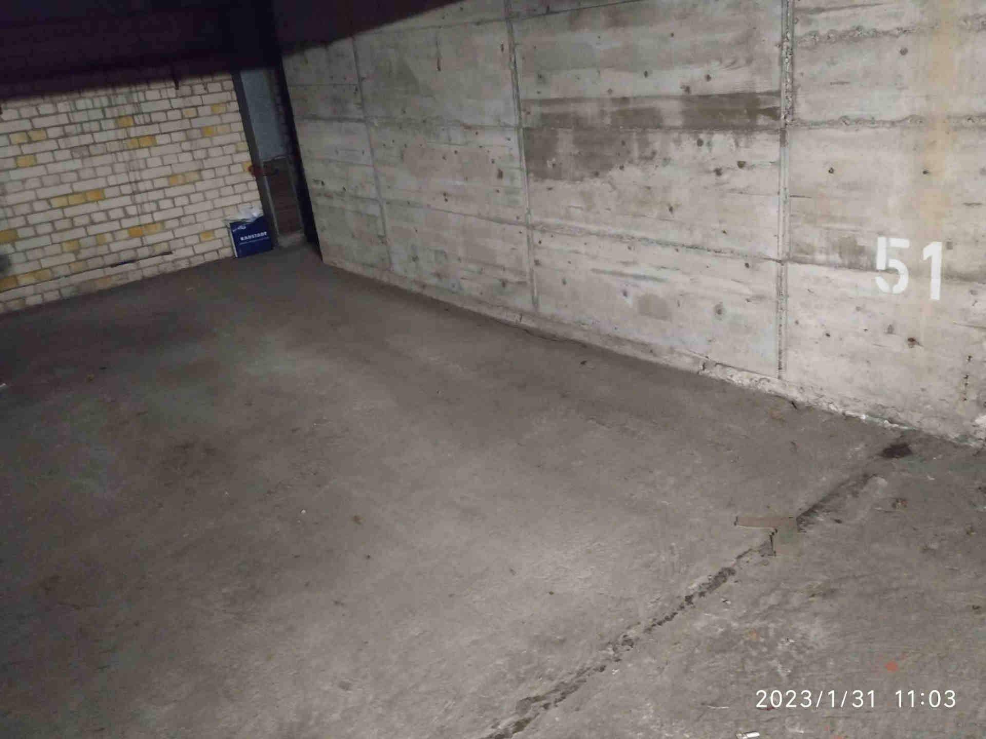 Nummerierte private Tiefgarage mit Schlüsselschalter - Arcostraße, 10587 Berlin - Foto 4 von 8