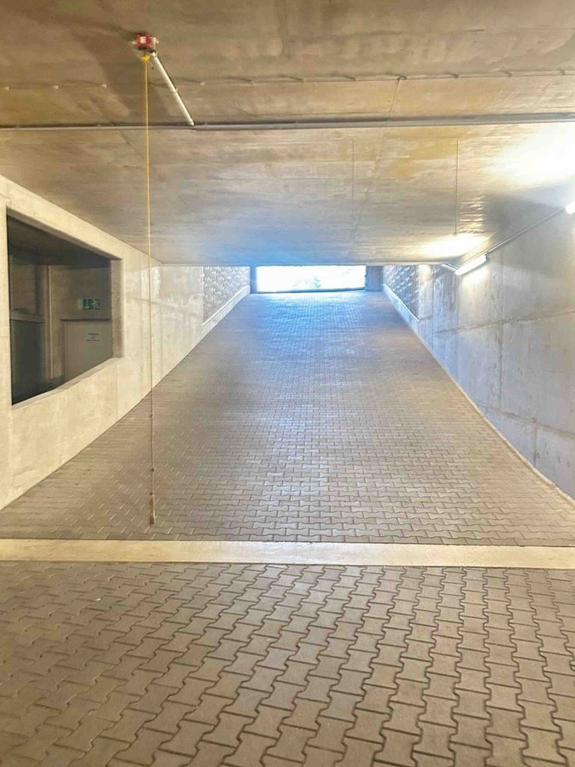 Underground parking space for rent - Marlene-Dietrich-Straße, 80636 Munich - Photo 5 of 6