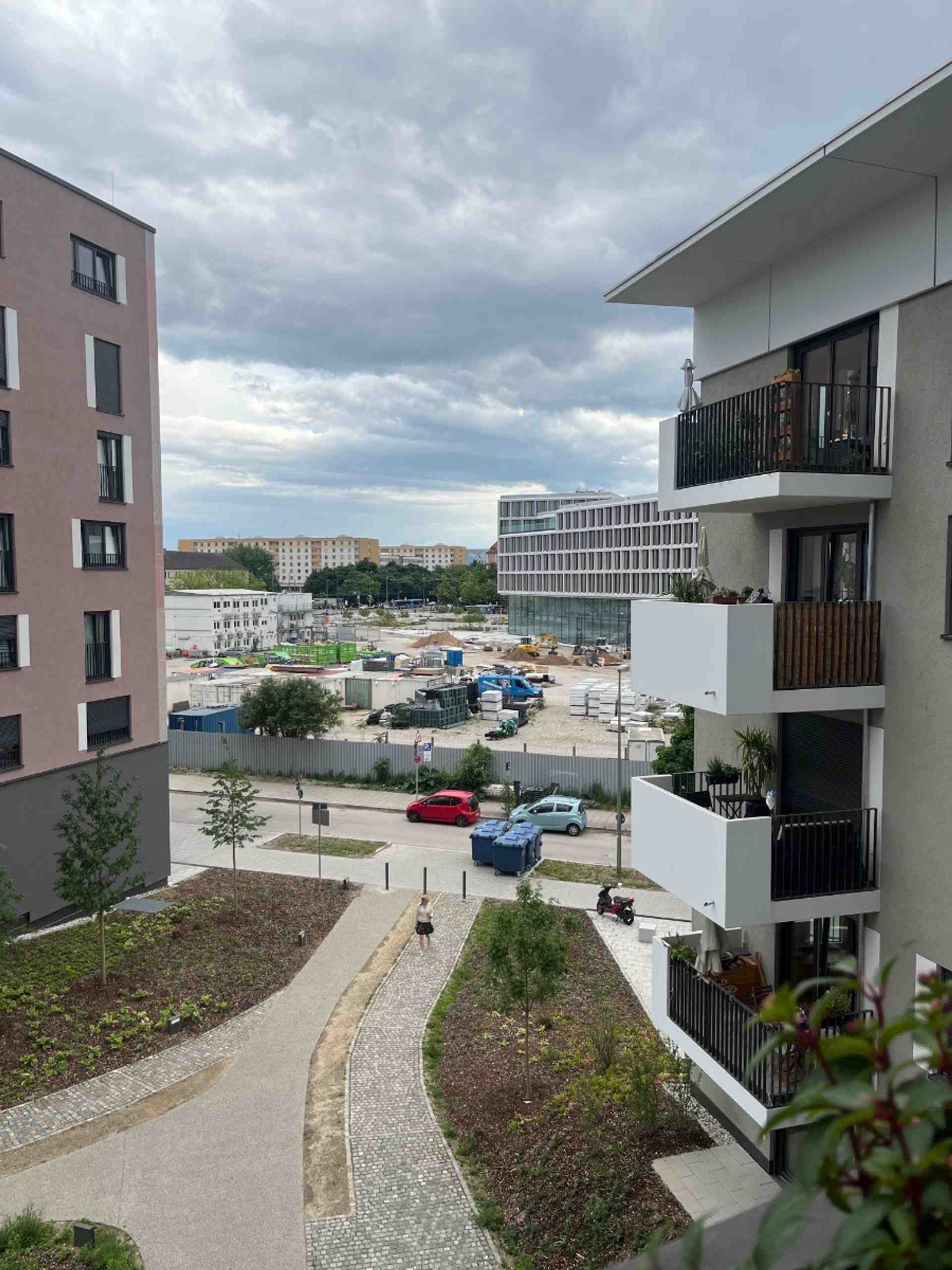 Tiefgaragenstellplatz im Neubau - Rosa-Luxemburg-Platz, 80637 Munich - Foto 1 von 1