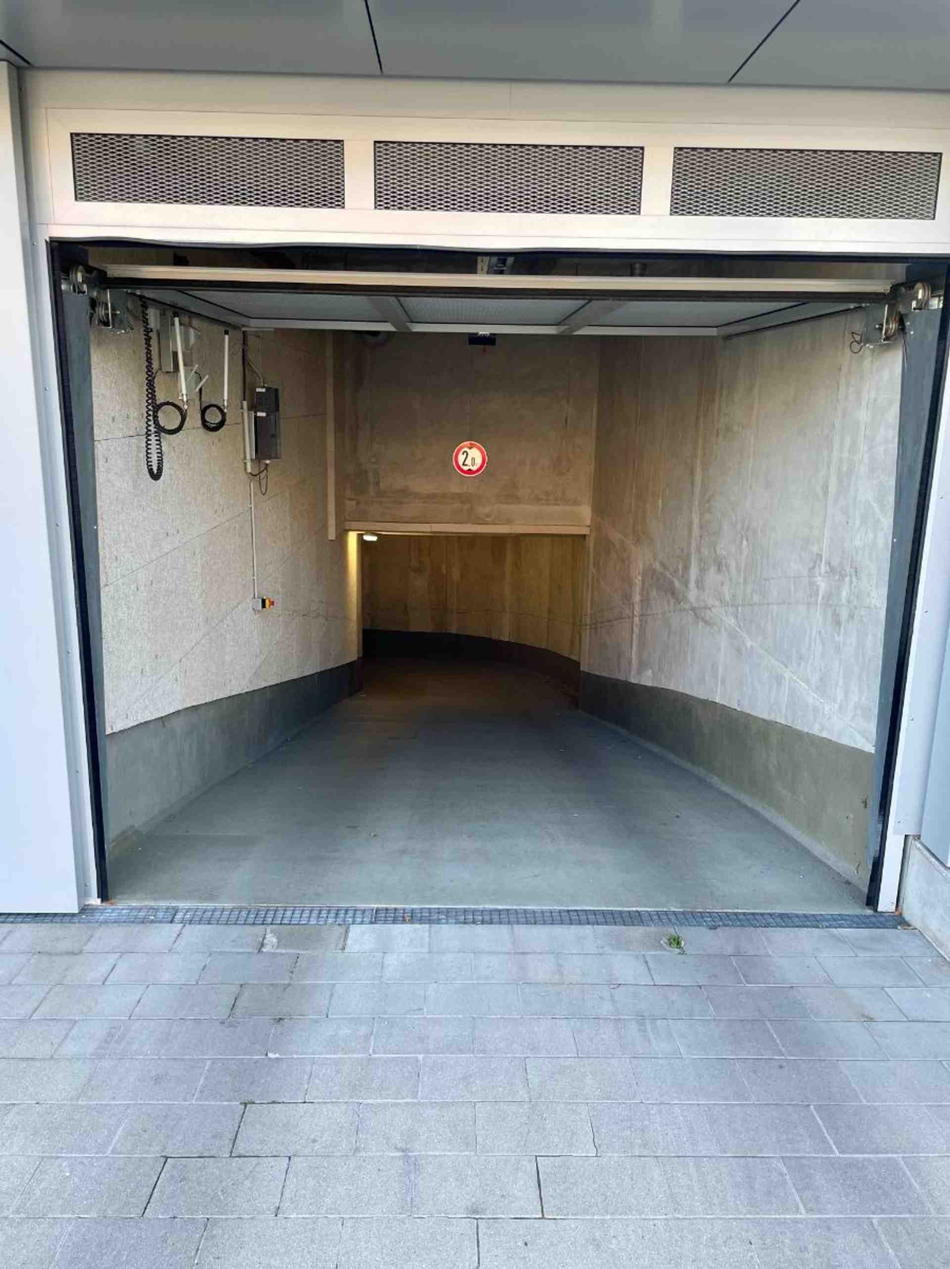 Underground parking space in new building, Kreillerstraße - Kreillerstraße, 81673 Munich - Photo 5 of 6