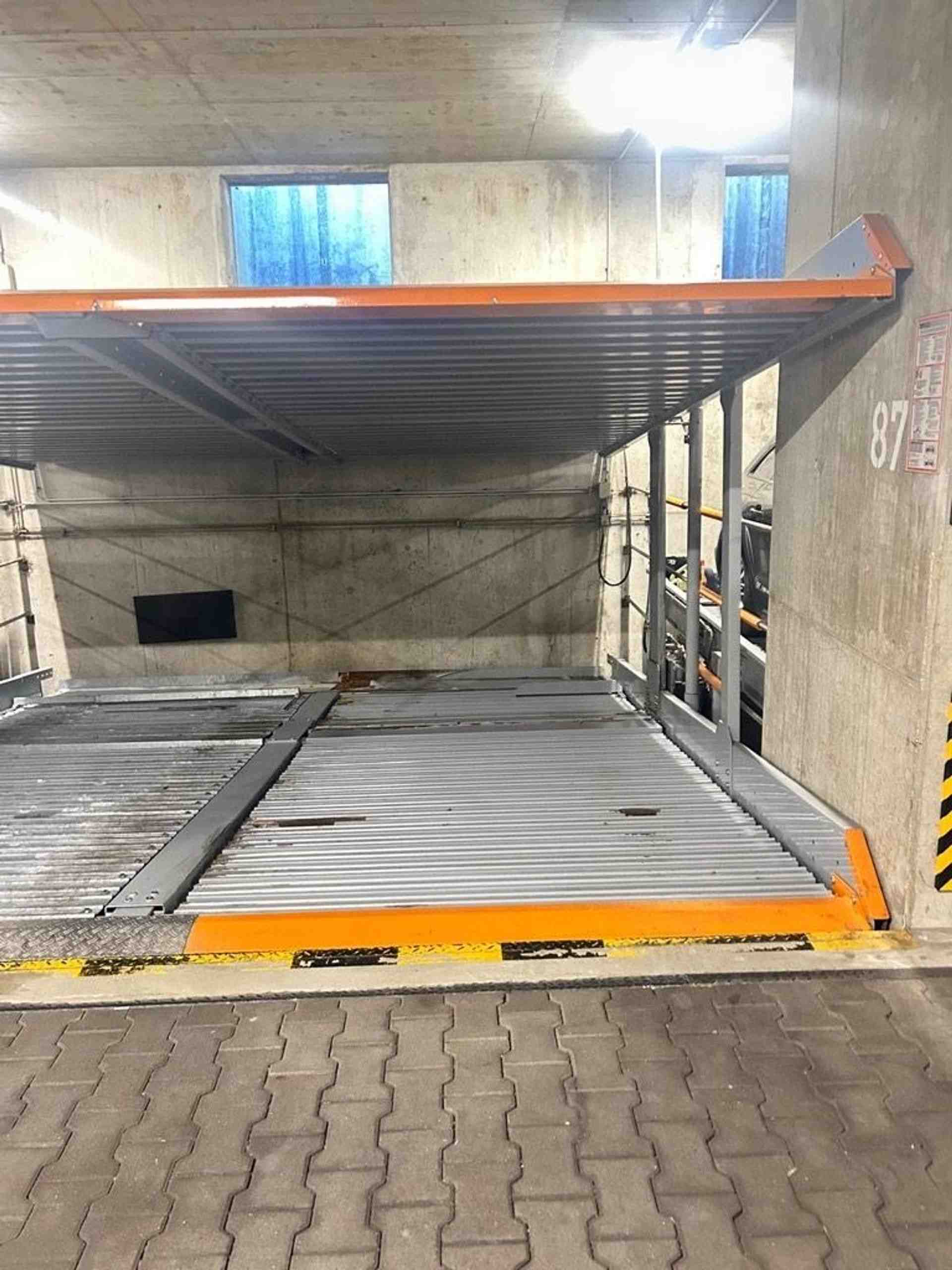 Duplex garage parking space for rent - Marlene-Dietrich-Straße, 80636 Munich - Photo 1 of 1