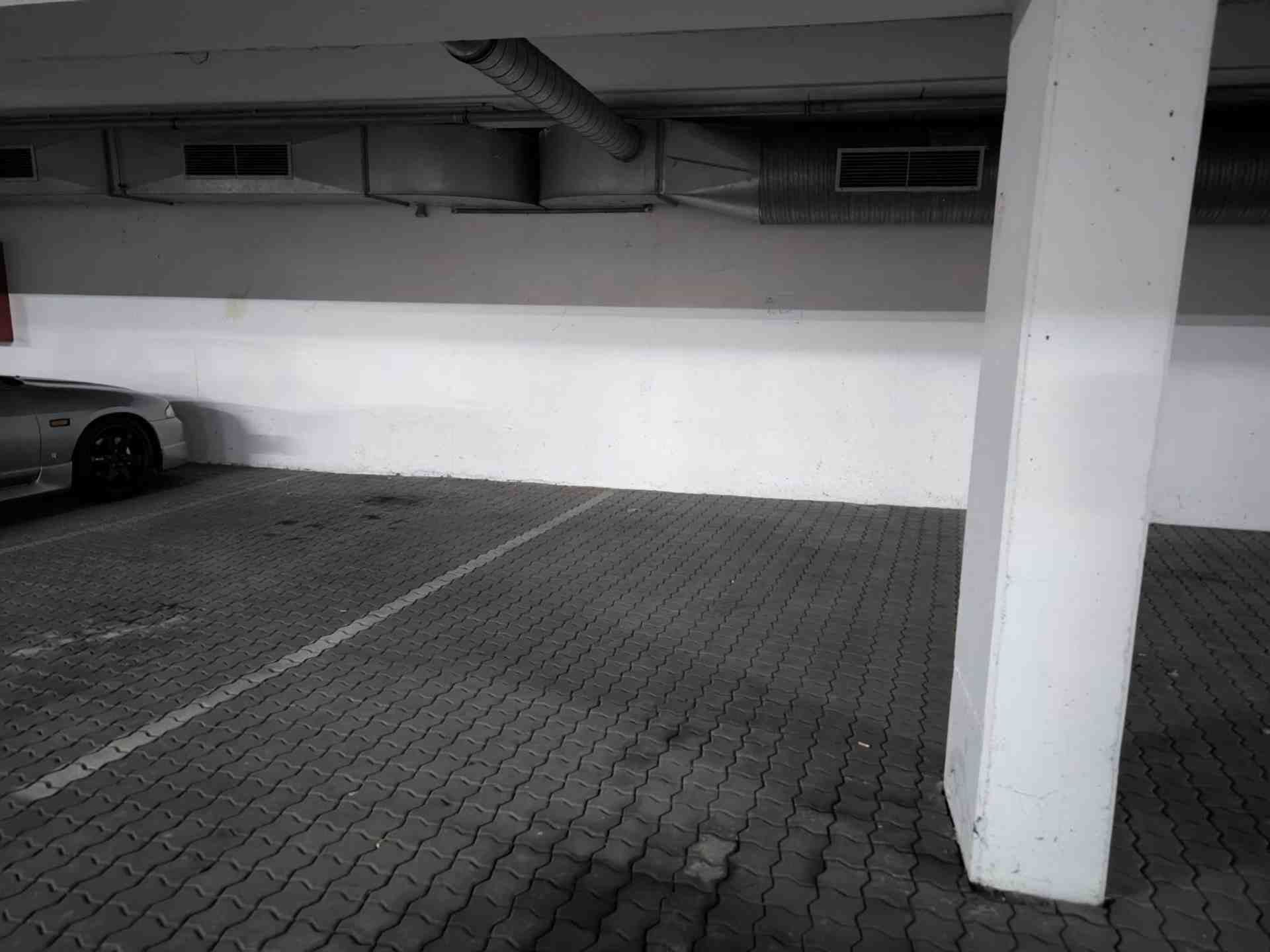 Underground Parking - Grunewaldstraße, 93053 Regensburg - Photo 1 of 1