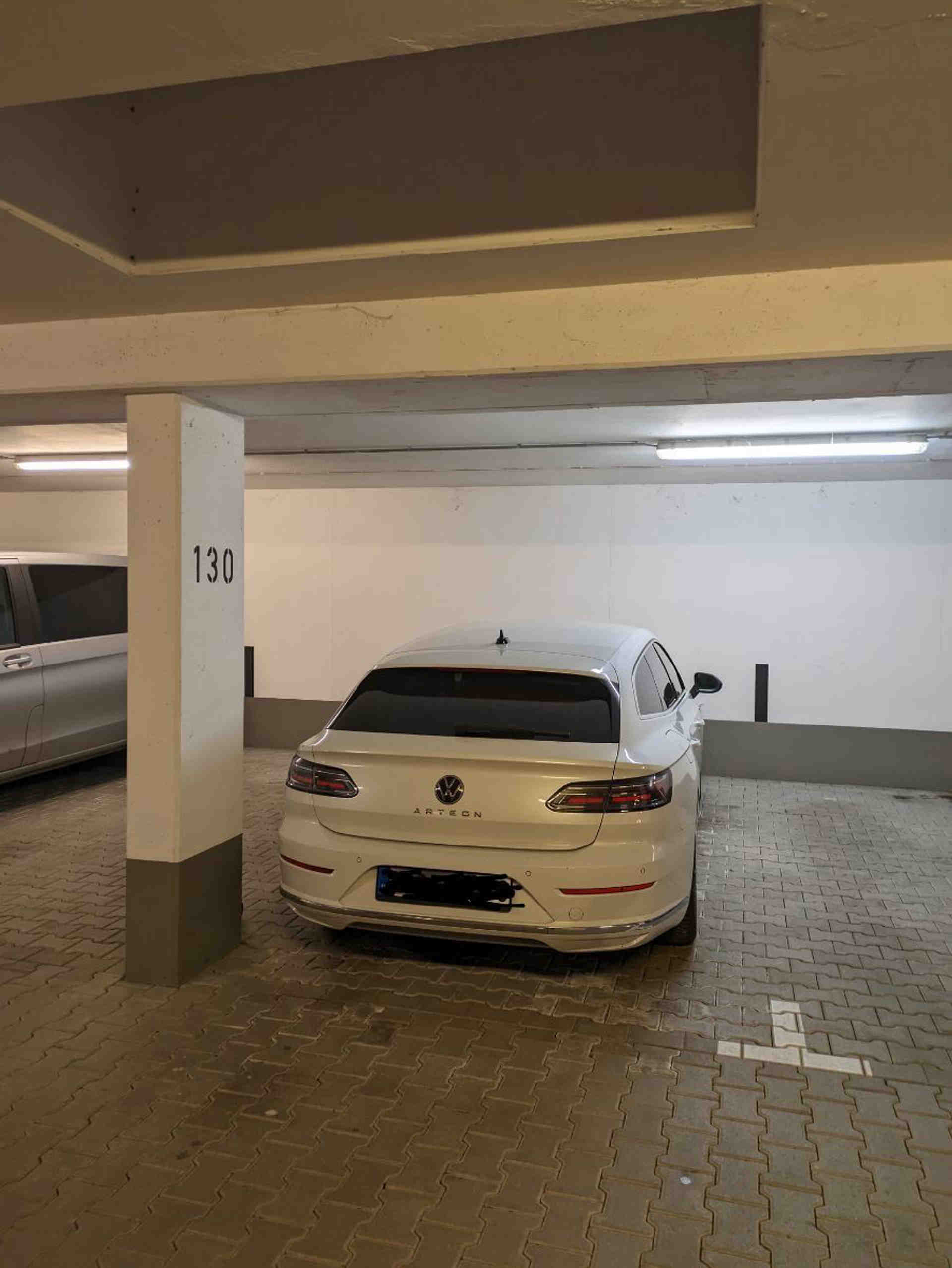 Large underground parking space at Regerplatz - Pöppelstraße, 81541 Munich - Photo 1 of 1