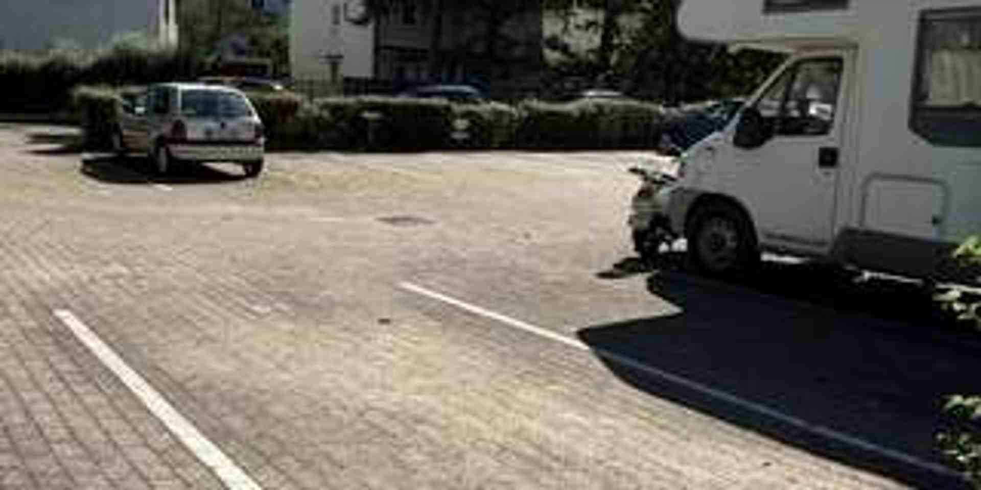 Parking space for Rent - Adlerstraße, 81827 Munich - Photo 2 of 4