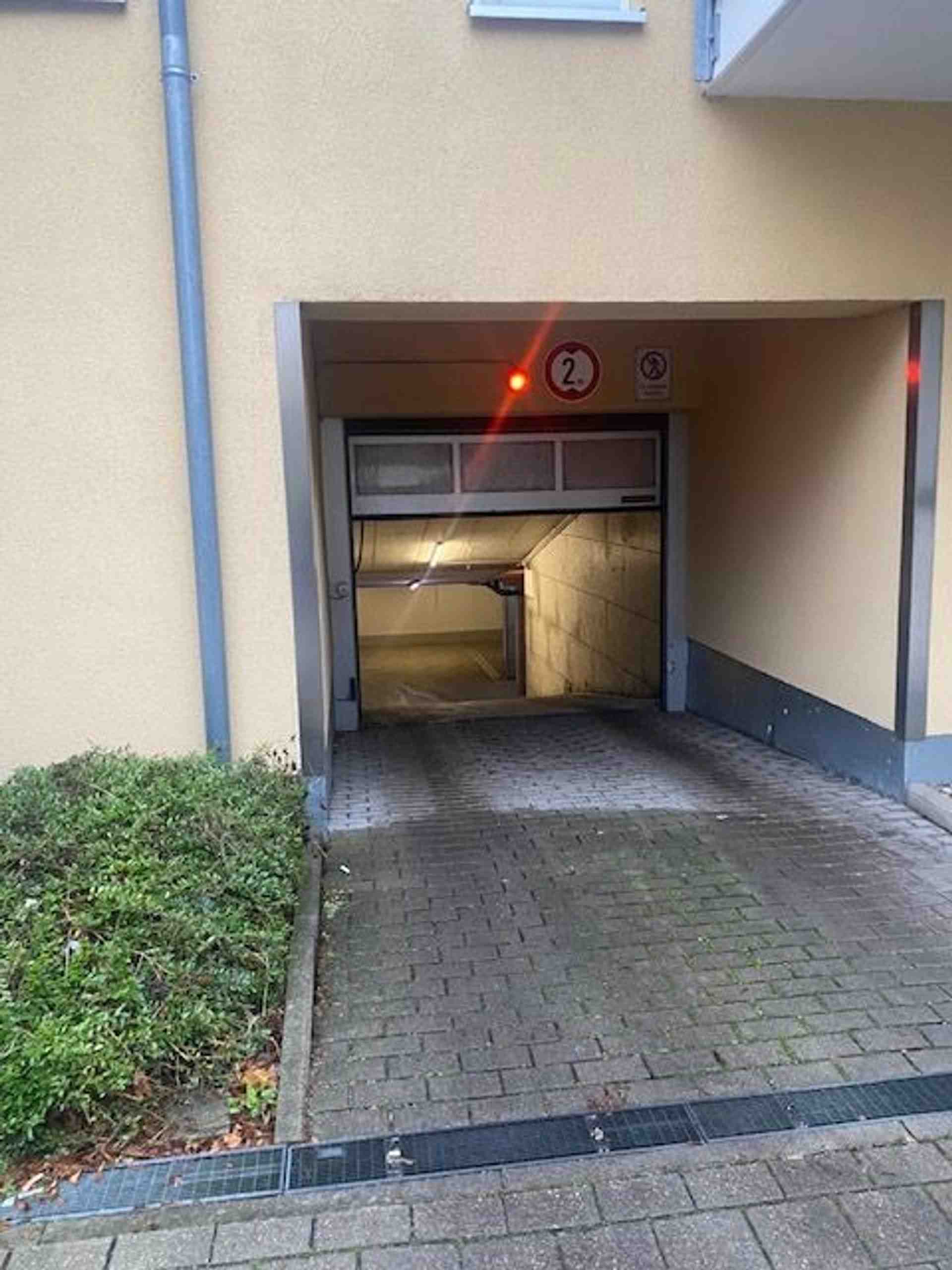 Kein Scheibenkratzen, TG Platz München Ost - Annabrunner Straße, 81673 München - Foto 2 von 3