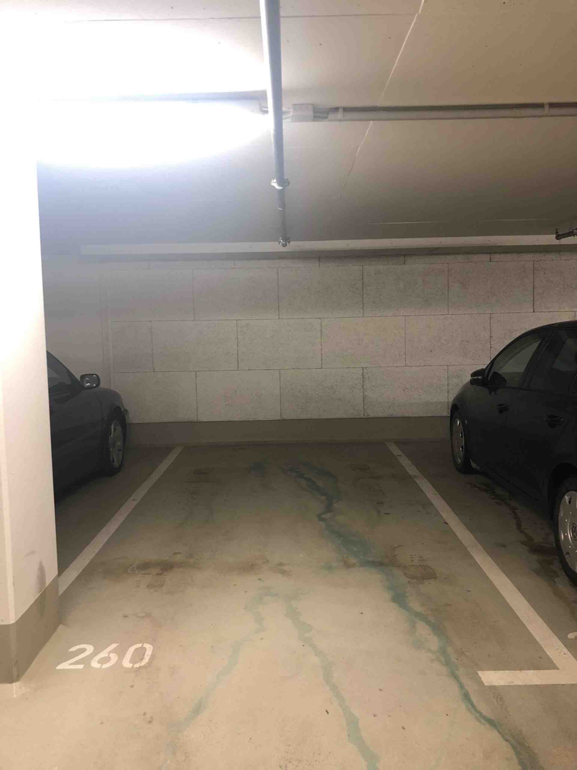 Exclusive undergr. parking spot near Munich central station. - Philipp-Loewenfeld-Straße, 80339 Mníchov - Fotka 2 z 3