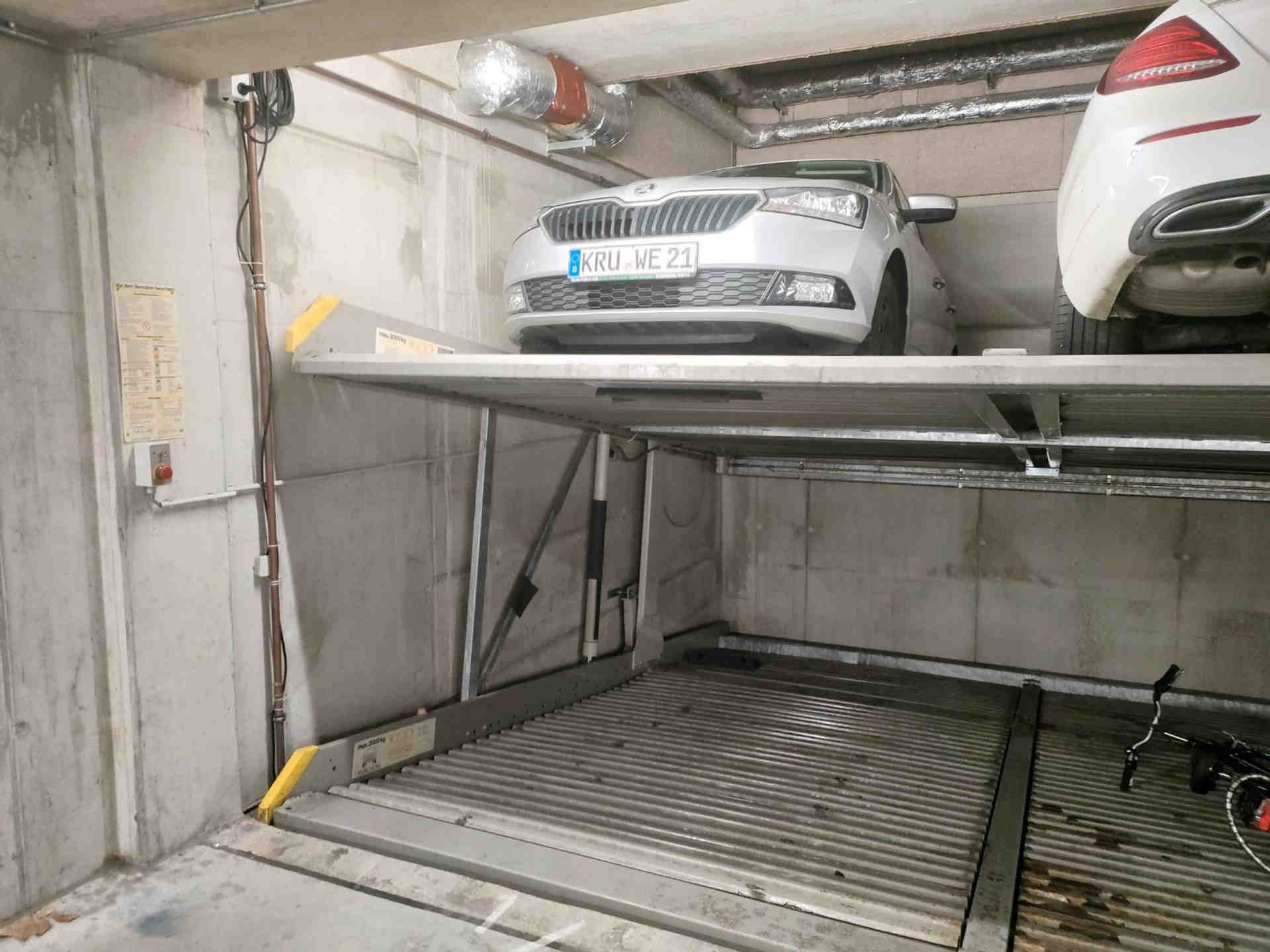 Duplex Parking - Moosacher Straße, 80809 Munich - Photo 1 of 1