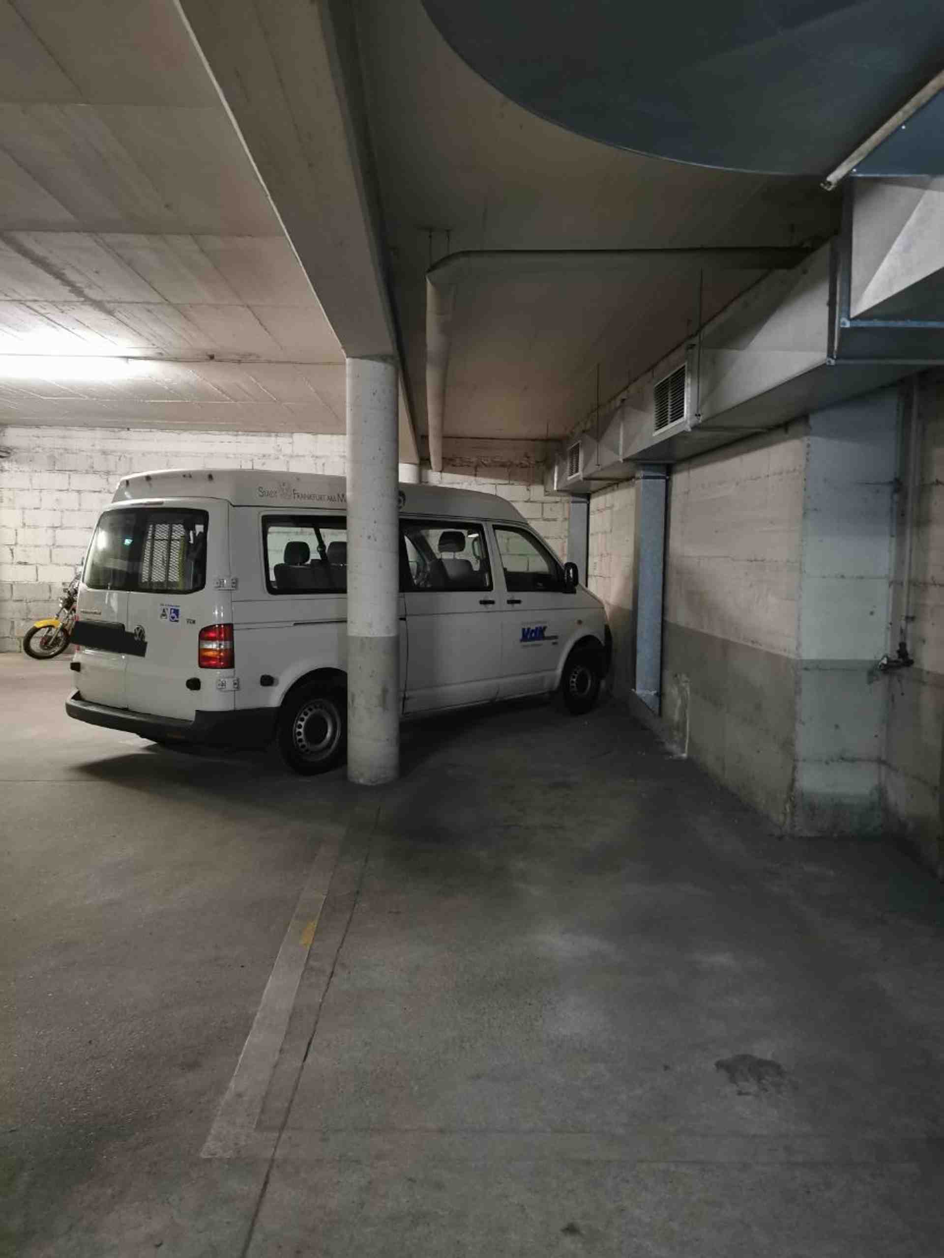 Underground parking space Frankfurt Ostend - Ostparkstraße, 60385 Frankfurt - Photo 3 of 6